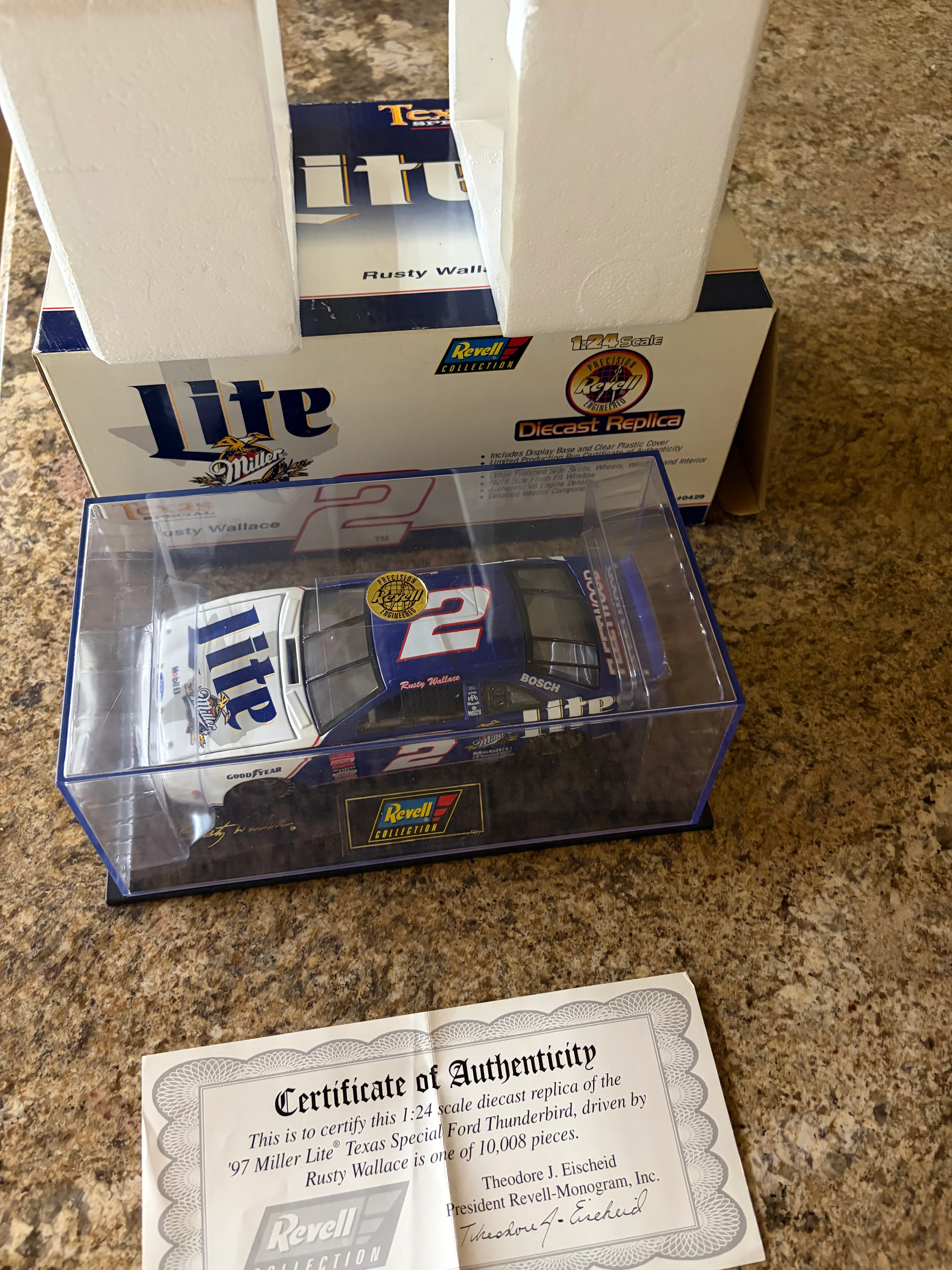Rusty Wallace 1997 Miller Lite Ford Thunderbird Revell 1:24 Diecast w/ COA